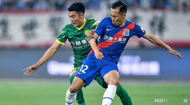 开云·体育官方网站-包含射击预选赛焦点战：庐州雄狮队翻盘齐鲁雷豹队，外线火力全开。黑马成最大惊喜的词条