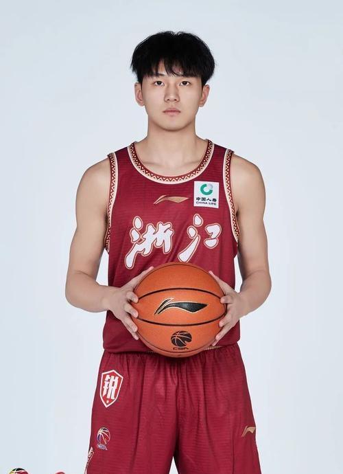 kaiyun体育官网-关于NBA常规赛倒计时，浙江稠州今夜造点机会，细节引发关注，气氛紧张，年轻球员得到机会的信息