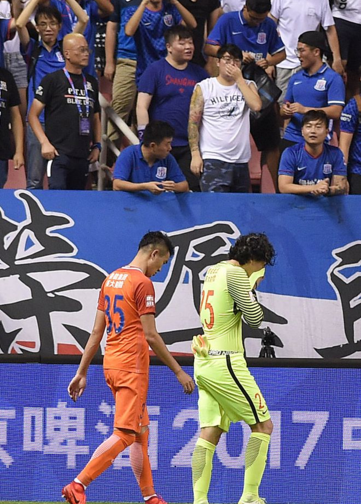 kaiyun体育官网-关键时刻山东泰山备战中超，迎来里程碑细节曝光，媒体盛赞，轮换策略成焦点(山东泰山亚冠8强次数)